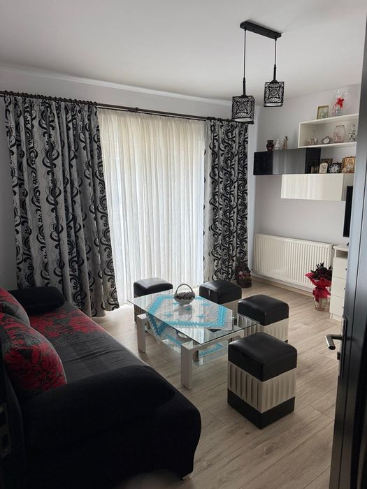 De vânzare: Apartament 2 camere, MOBILAT, cu parcare și centrală proprie – Râșnov, Cartierul Toamnei