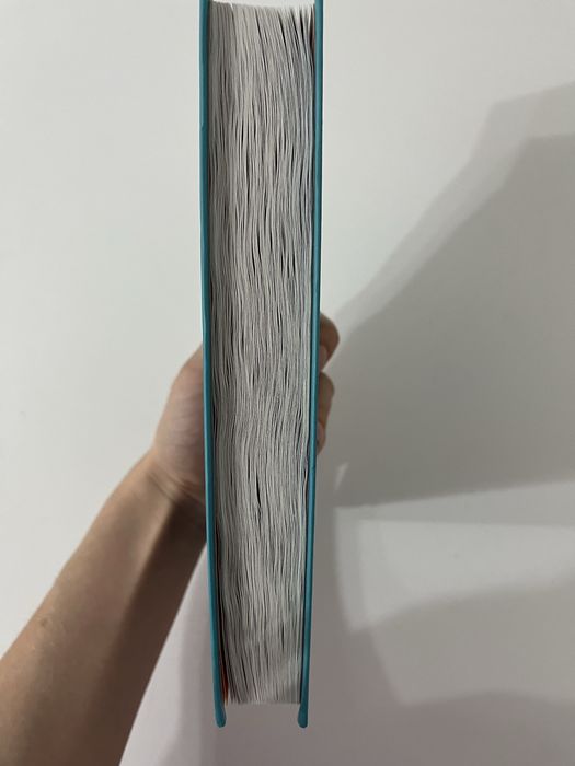 книга Ася Лавринович