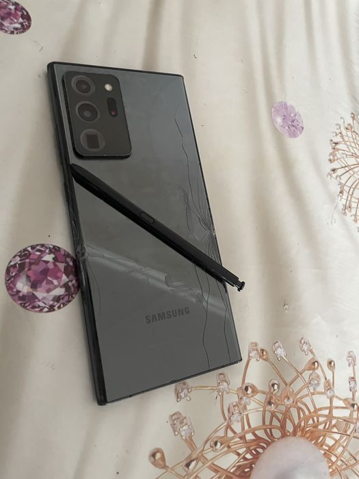 Самсунг с20 ультра.