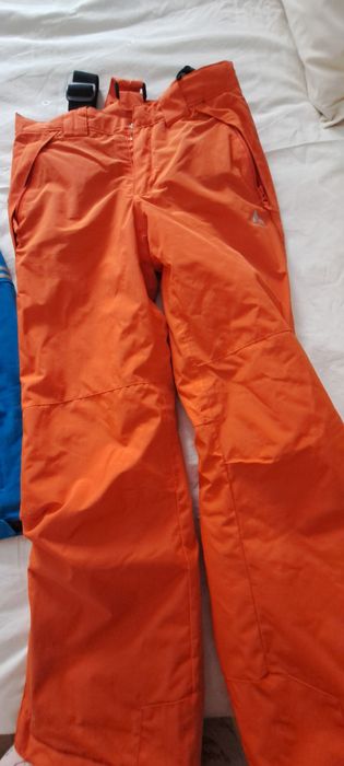 Costum de ski pentru 12 ani