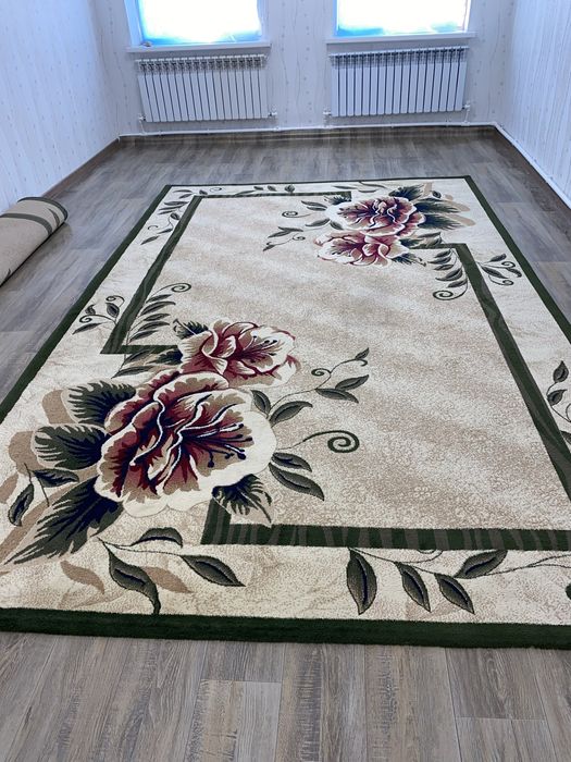 Продам ковер срочно