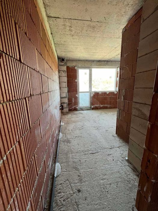 Продава се Тристаен апартамент в Варна, Възраждане 2 - 55 кв.м за 1437 €/кв.м - Снимка #1