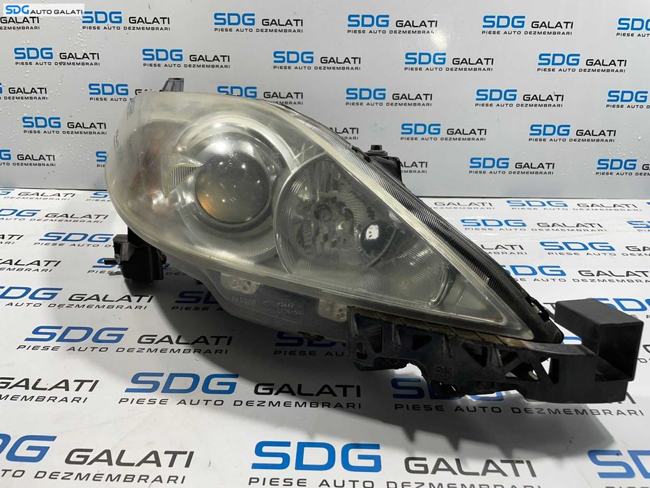 Far Dreapta cu Lupa EUROPA FARA Xenon Mazda 5 2005 - 2010 [L3949]