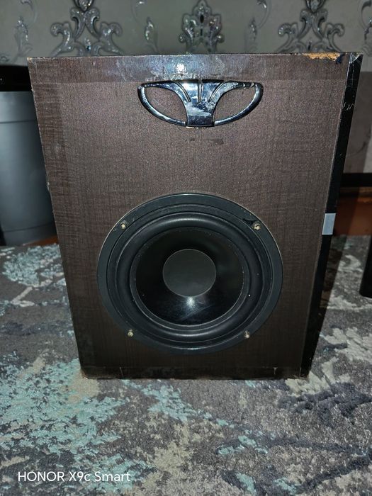 Калонка сотилади яхши састаянда баси зур