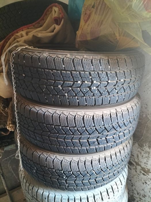 Зимный шины 185/65/15