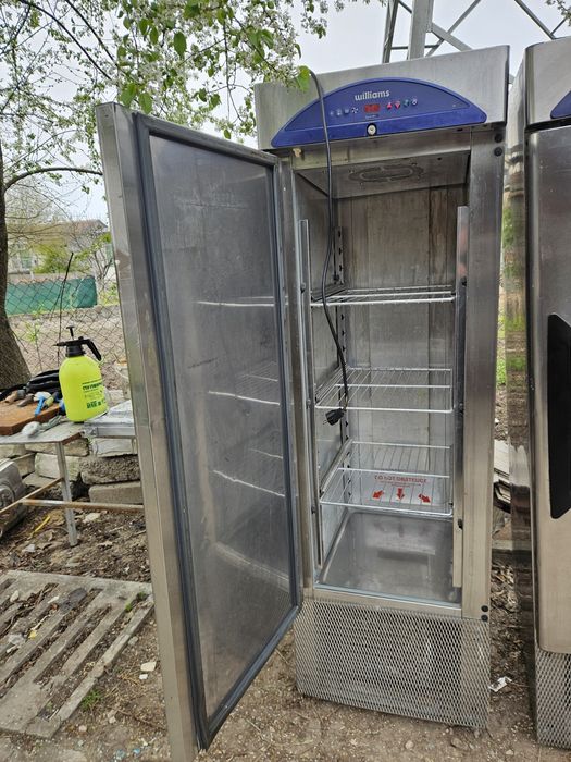 Хладилни Шкафове Вертикални Ми-носови и Плю-сови Неръждавейка-Юнокс-Алпака за Ресторанти Заведения Професионални