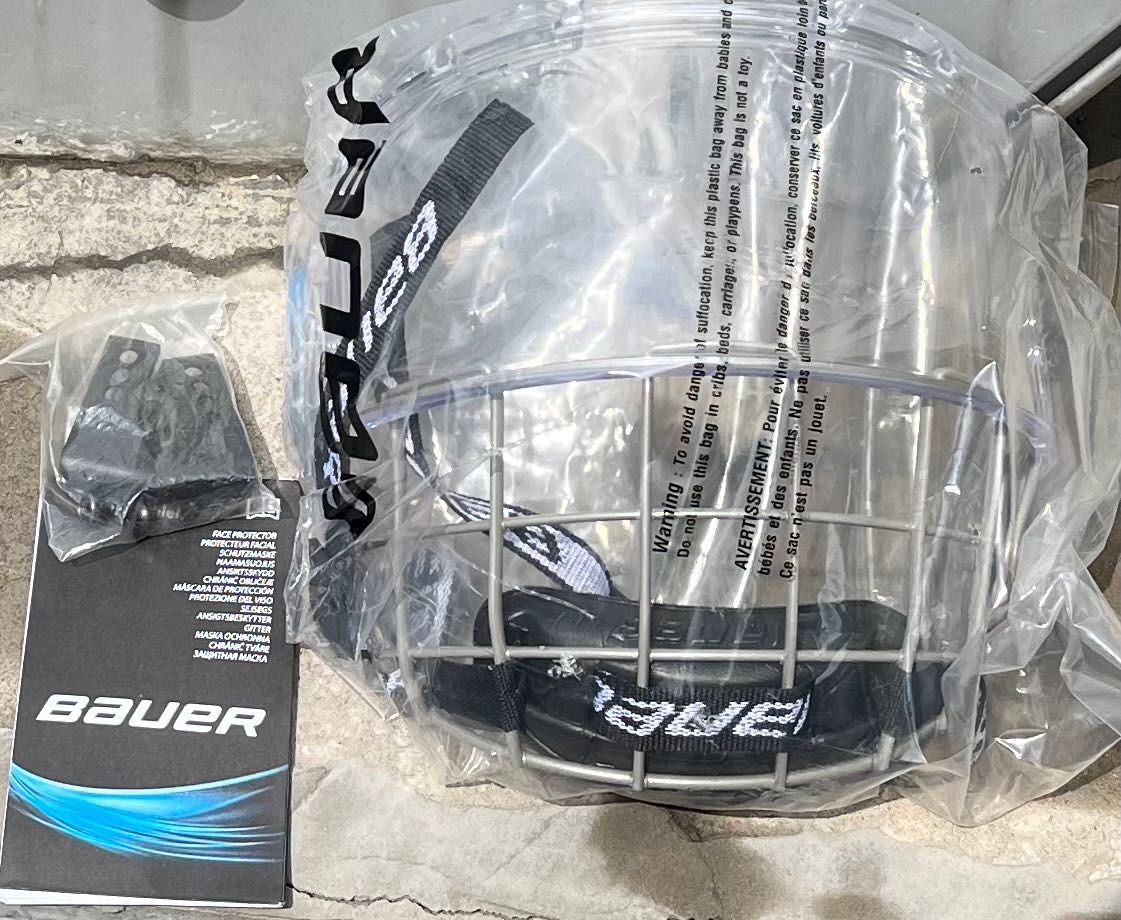 Маска хоккейная Bauer гибрид Hybrid Shield