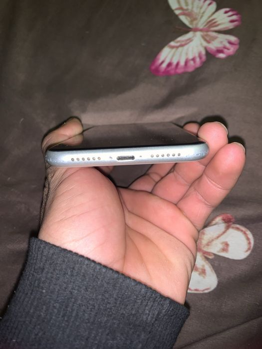 iPhone11 64 gb 77% telefon original fără nicio
