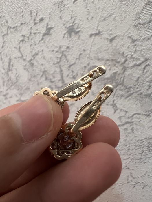 Тилла комплек сотилади