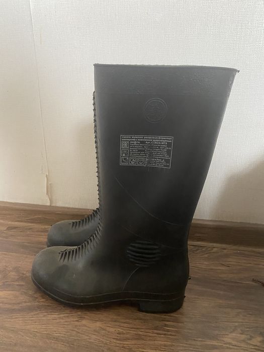 Продам шахтные сапоги