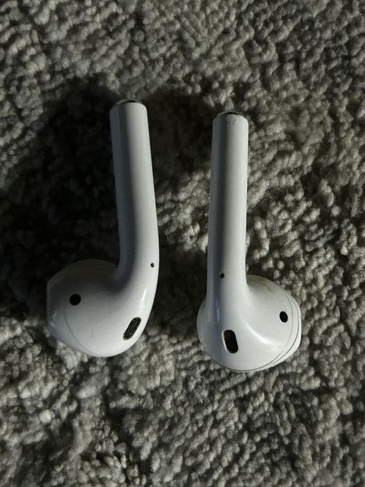Apple AirPods 2 (Оригинал) + Чехол в подарок