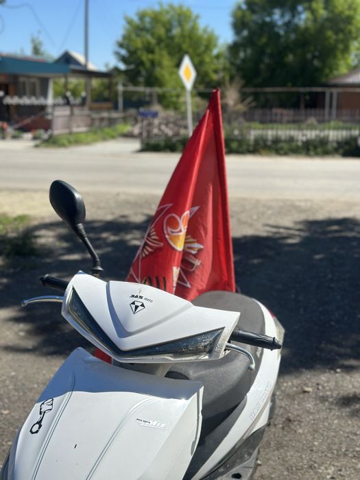 Продам скутер М12