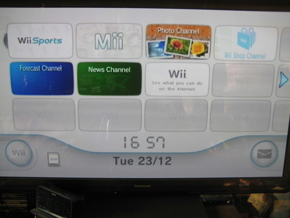 Продавам Nintendo Wii