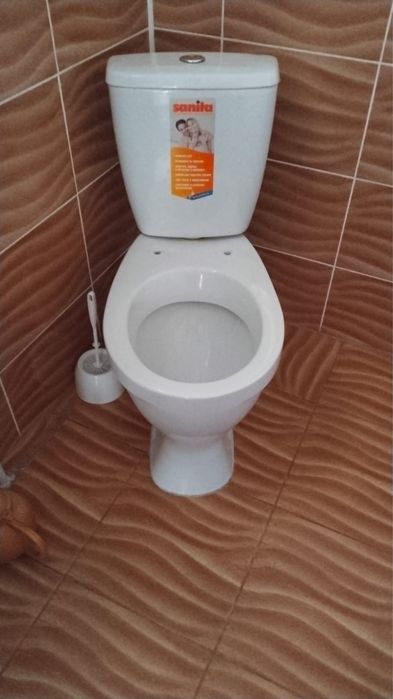 Продам унитаз в хорошом состоянии.