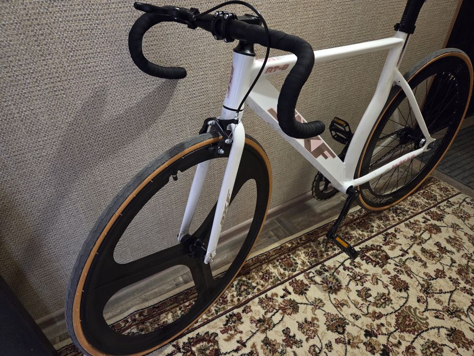 Велосипед сатылады продам велосипед JFX fixed