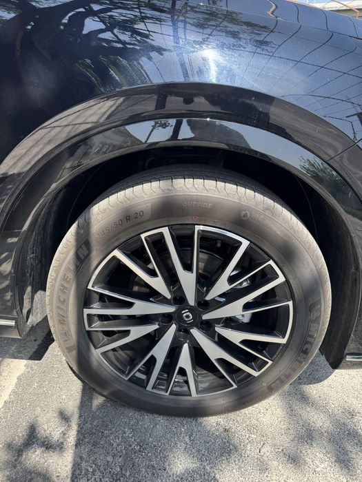 Changan Nevo Q07 срочно продается  full pazitsiya