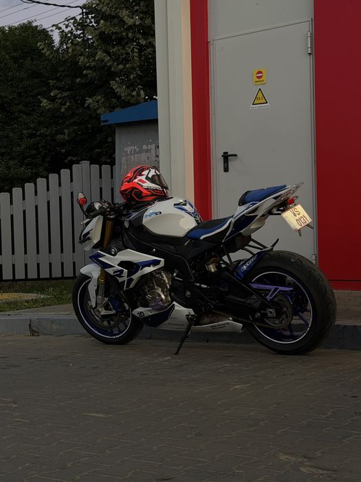 Motocicleta BMW S1000R 2015
