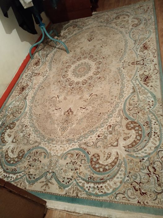 Продам 2:3 ковер