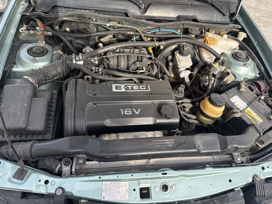 nexia 2 daewoo sotiladi holati yaxshi sprayt rang