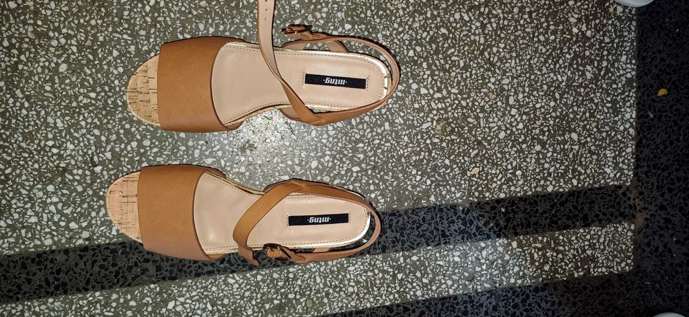 Дамски обувки по 5 евро