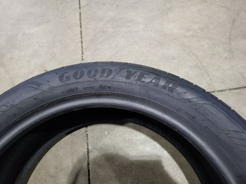 215/50/19 GOODYEAR 4бр