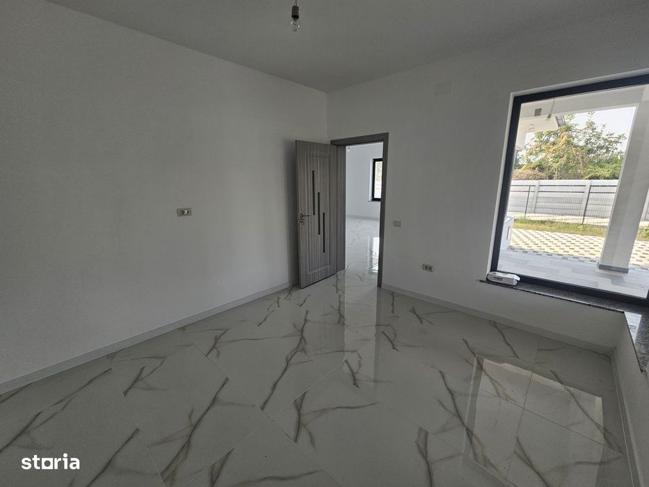 Casă modernă pe parter!
Mutare Imediată!
Ștefănești, zona Zăvoi