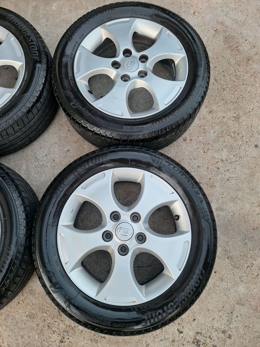 Оригинални алуминиеви джанти Kia 16 цола  5x114'3 Летни Гуми