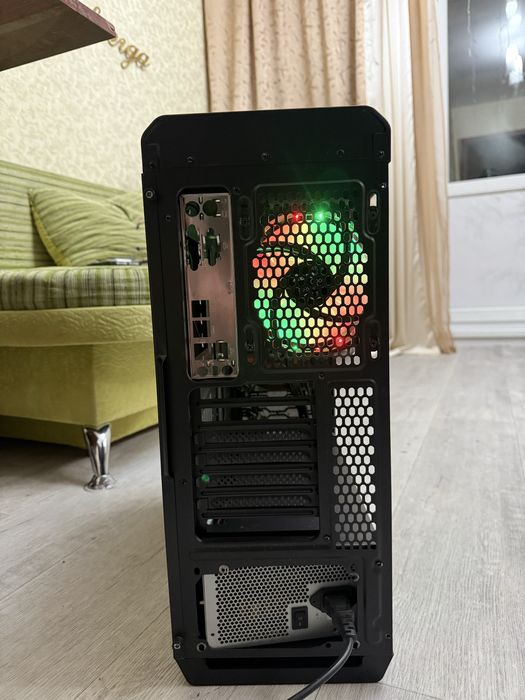 Корпус для ПК (компьютера)