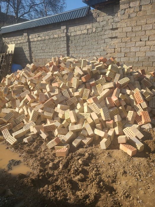 Butun va teshik gisht