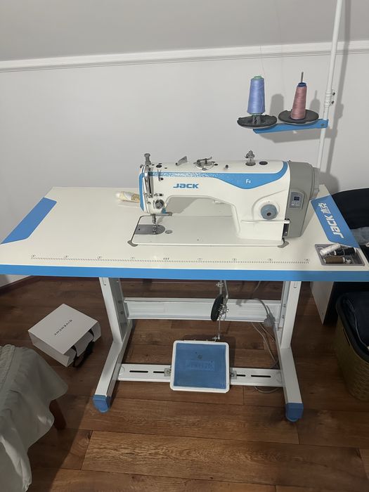 Продам швейную манки