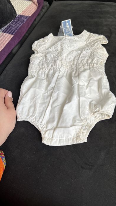 Продам детские комбинезоны