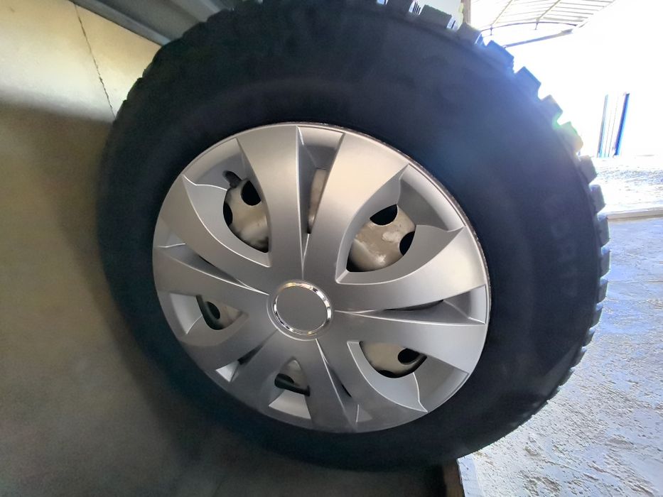 Машина хороший , без дтп.