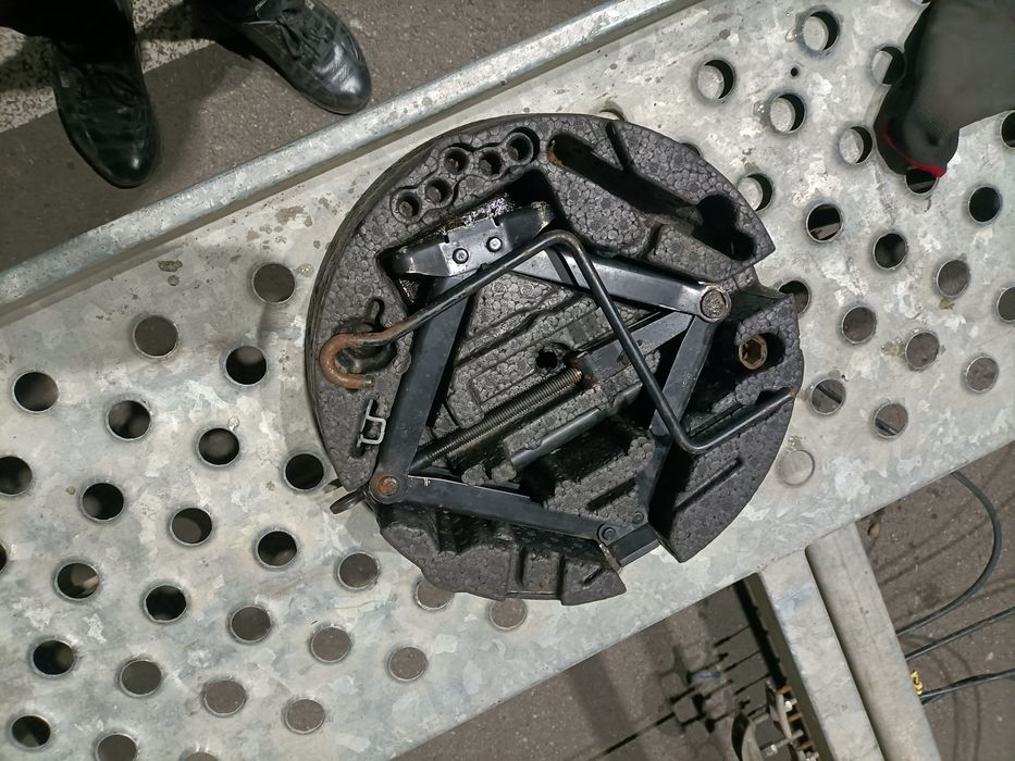 Cric cheie de roți manivelă kit ; Vectra c signum