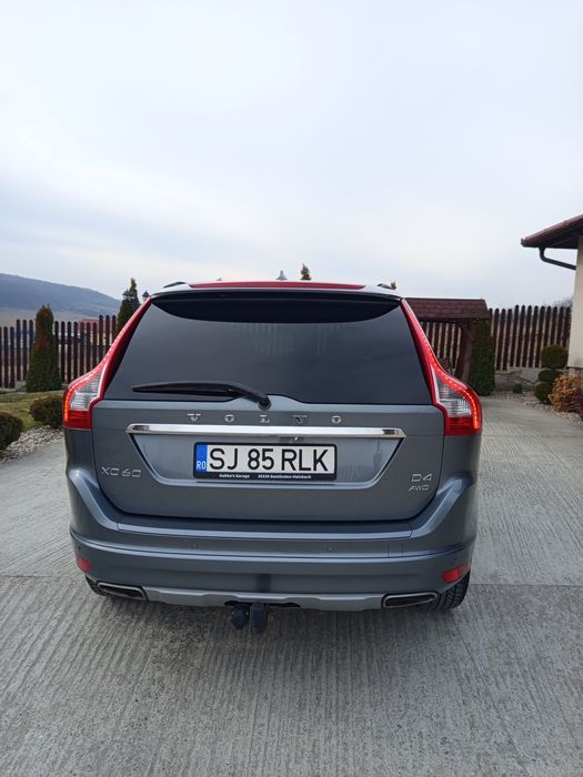 VOLVO XC60 2017 — imagine 4