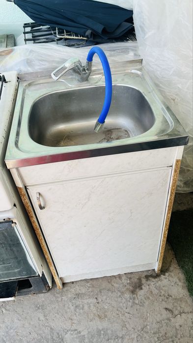 Мойка вместе сместителем