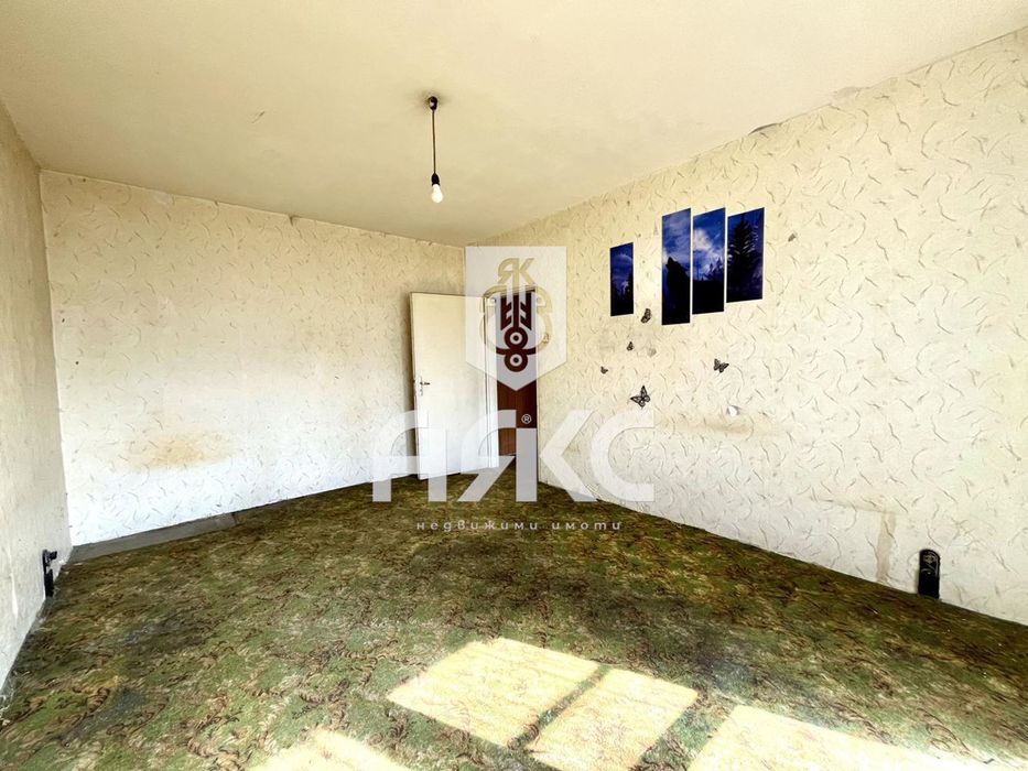 Двустаен апартамент в кв. Борово