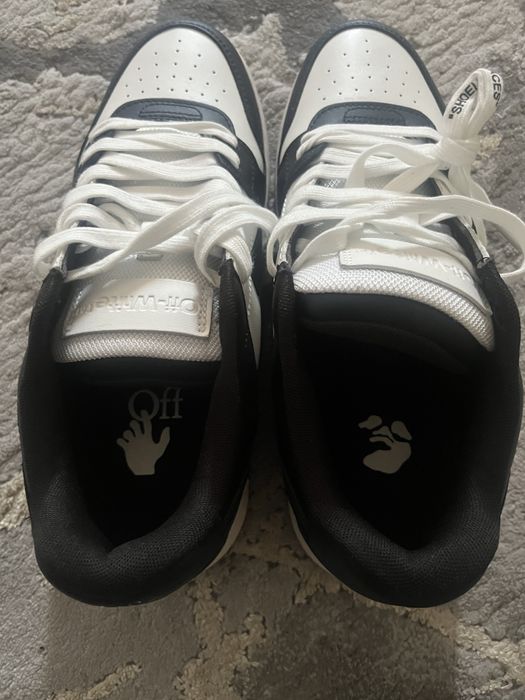 Off white out of office black and white