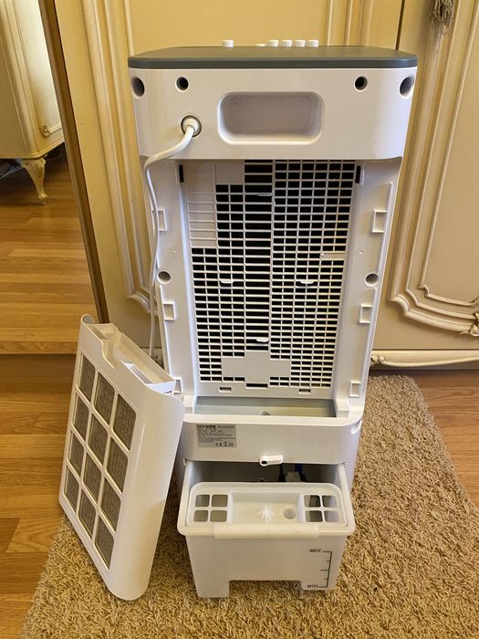 Aparat de aer conditionat portabil