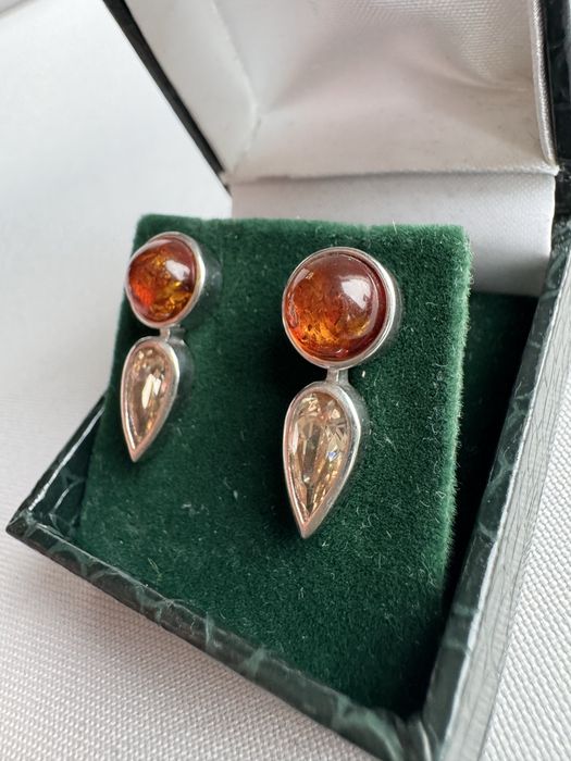 Cercei din argint, chihlimbar si zircon