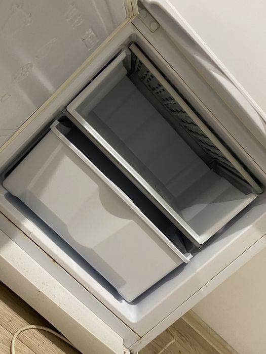 Продам холодильник