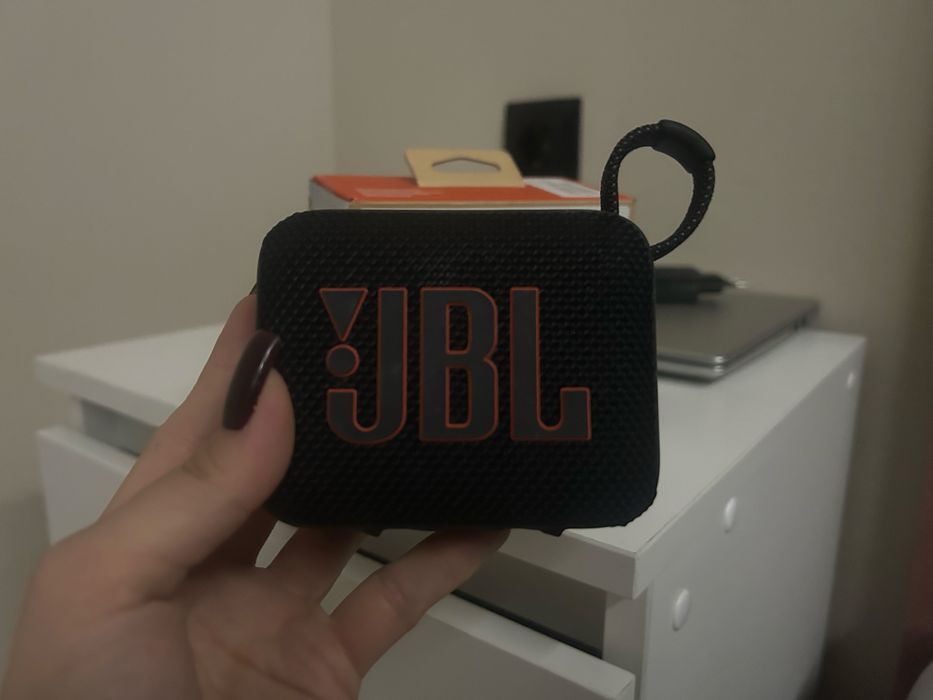продам колонку JBL