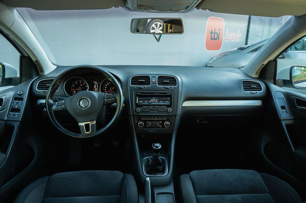 Vw Golf -2012 - 1,4 tsi - alcantara - scaune incalzite - jante aliaj - senzori - comenzi - proiectoare ceta - cash / rate / credit auto !!!