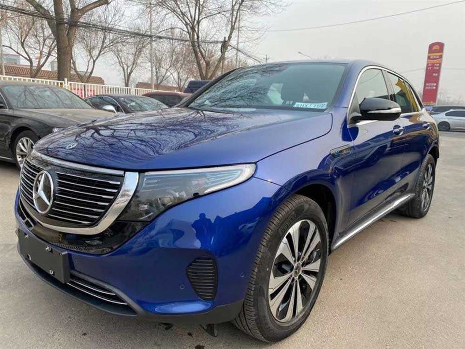 Mercedes EQA 350 fourmatic