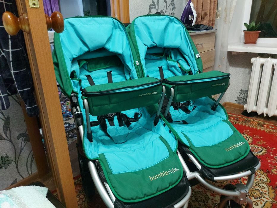 Коляска для двойни