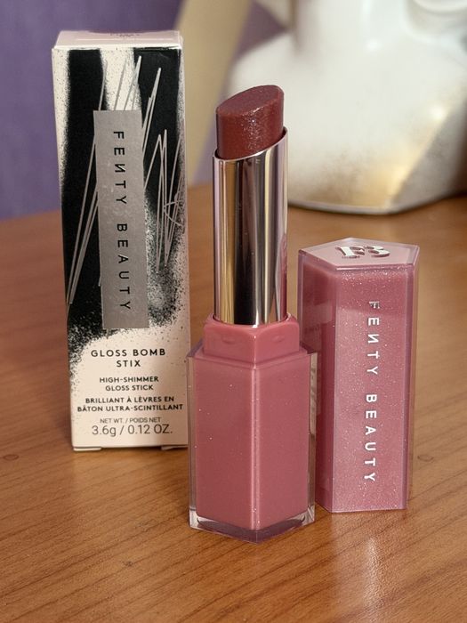 Ruj Fenty Gloss Bomb Stix