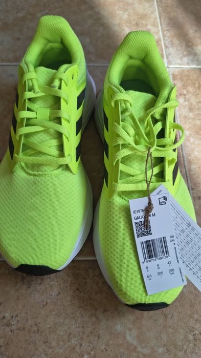 Маратонки Adidas  42