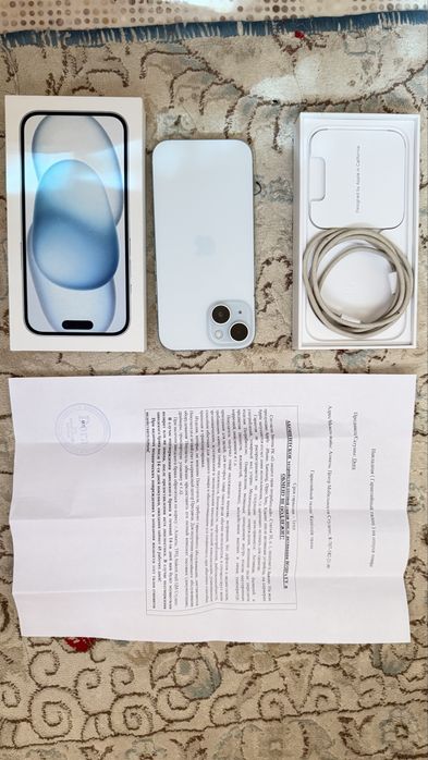 Iphone 15 голубой