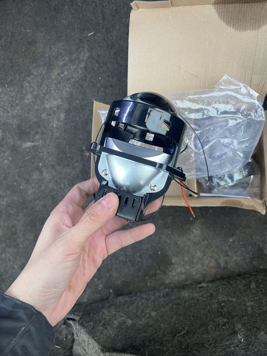 Продам bi led линзы
