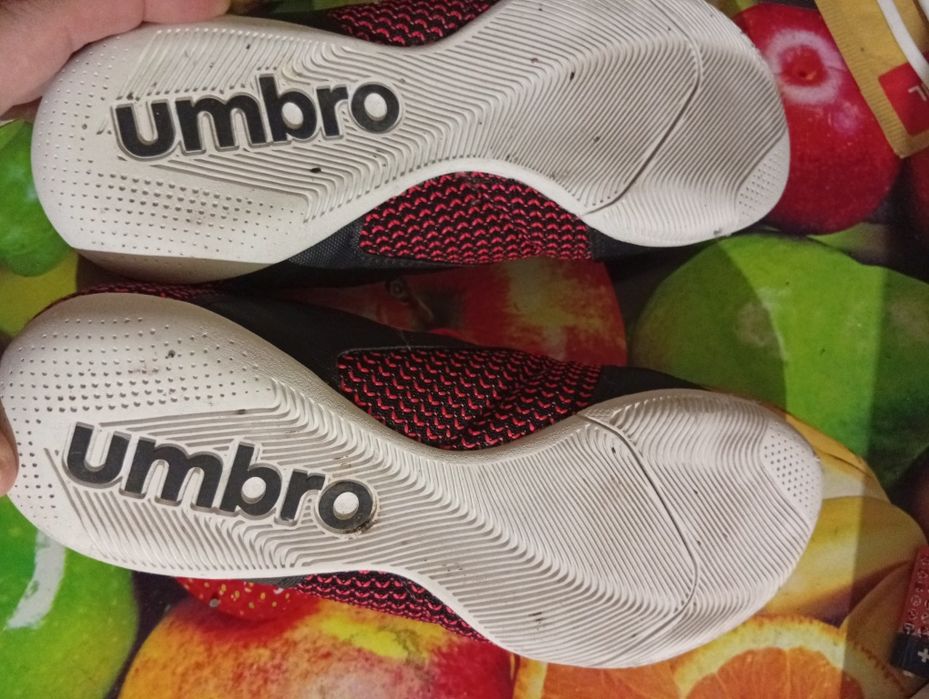 Adidași Umbro SH