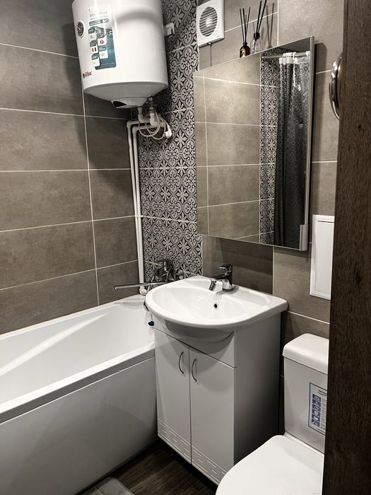 Продам квартиру 3 комнатную